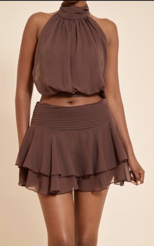 Top en mousseline en soie chocolat froncé a col montant